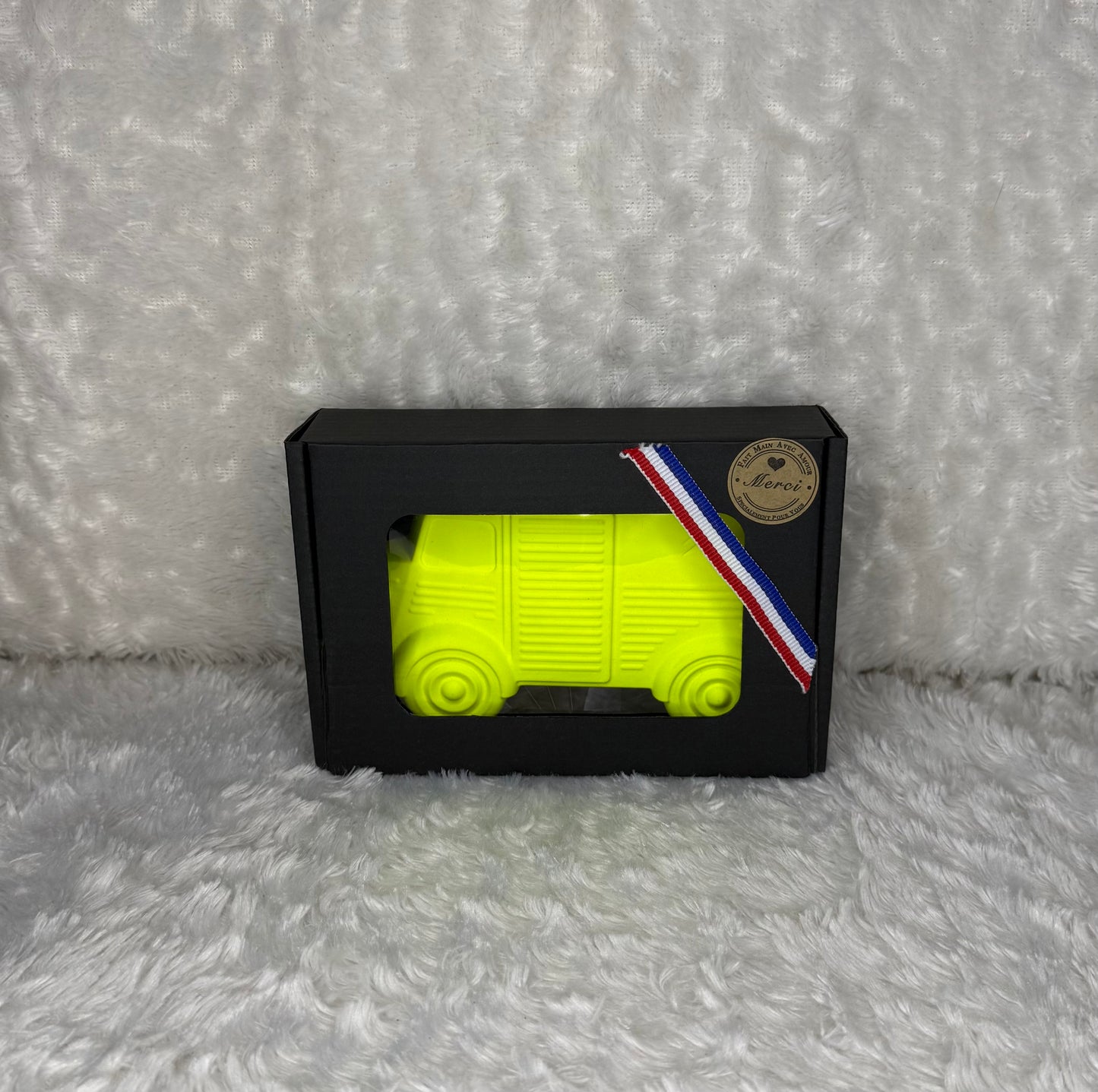 CAMION EN PLÂTRE - HY JAUNE FLUO