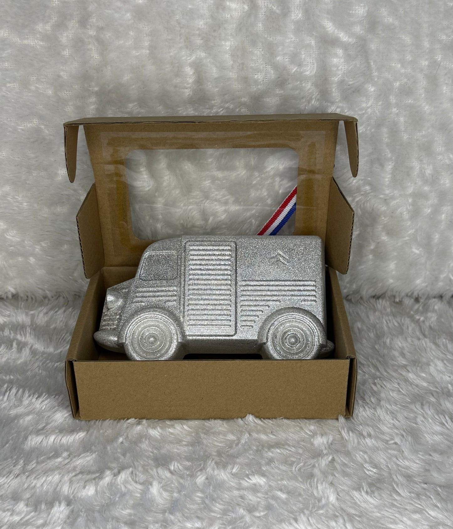 CAMION EN PLÂTRE - HY ARGENT & PAILLETTES