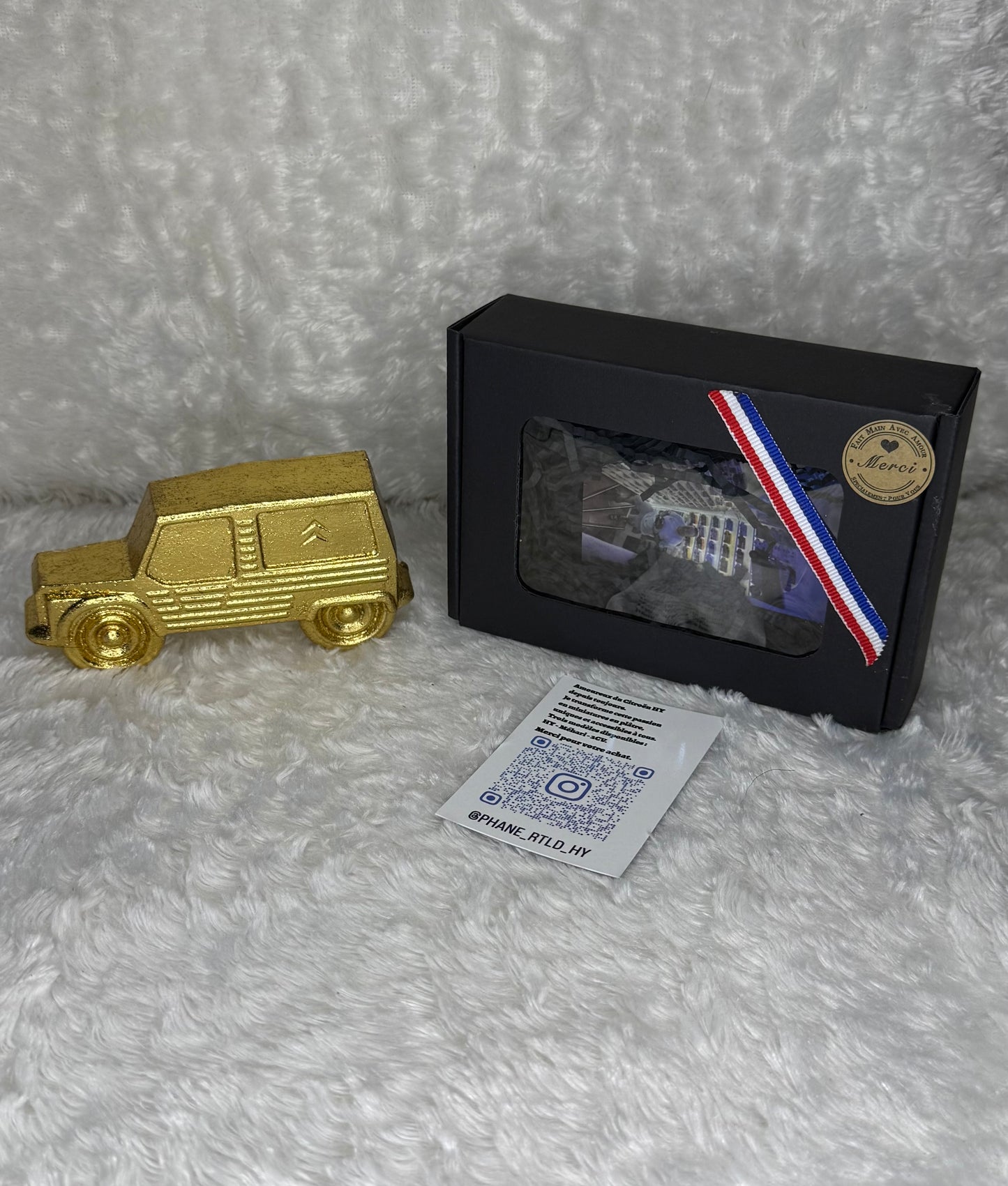 CAMIONS EN PLÂTRE - MEHARI FEUILLE D'OR