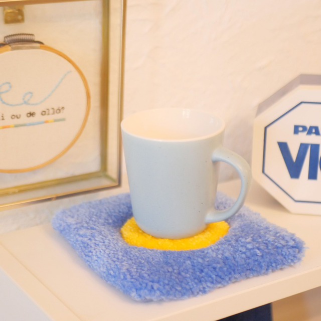 MINI-TAPIS TUFTE A LA MAIN