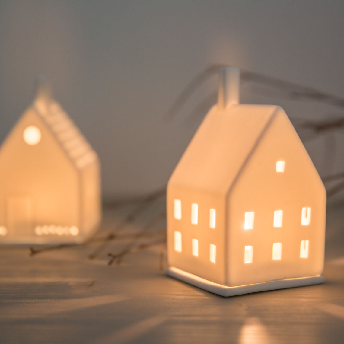 LIGHT HOUSE MAGIC LIGHT PORCELAINE - RADER DESIGN STORIES