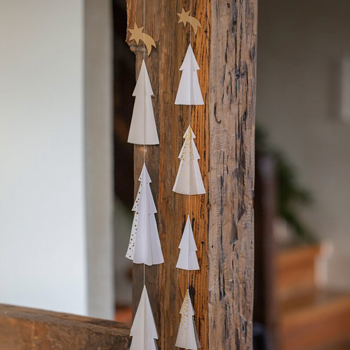 GUIRLANDE EN PAPIER A SUSPENDRE 76cm - FLOCONS DE NEIGE - RADER DESIGN STORIES