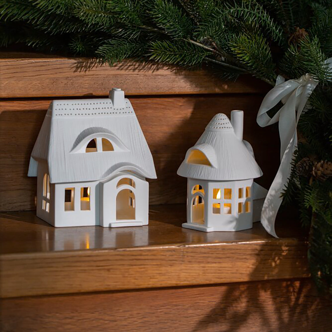 PHOTOPHORE EN PORCELAINE - GRANDE MAISON AU TOIT DE CHAUME - RADER DESIGN STORIES