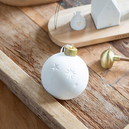 BOULE DE  NOEL EN PORCELAINE - CRECHE - RADER DESIGN STORIES