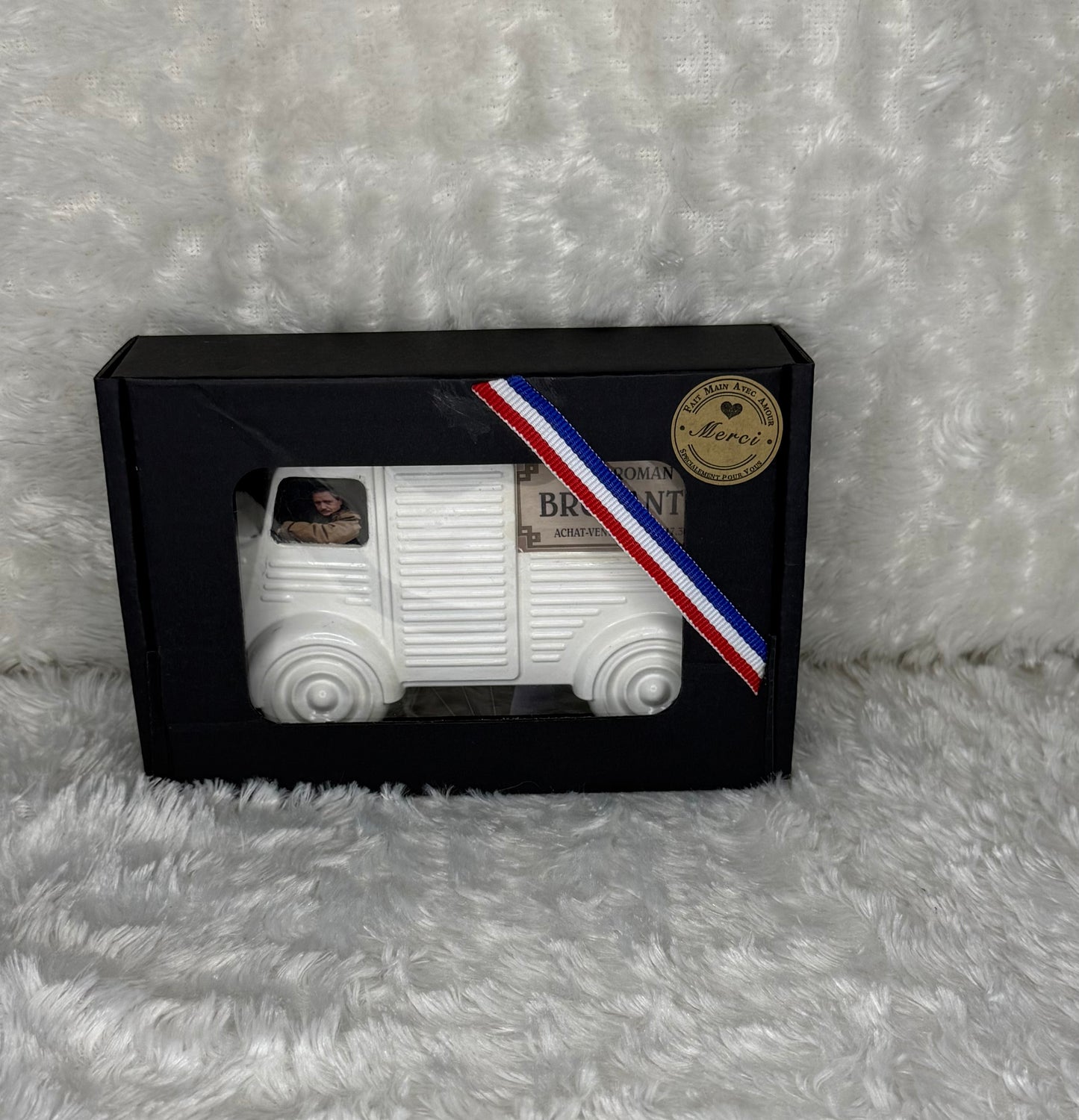 CAMION EN PLÂTRE - HY LE BROCANTEUR 1