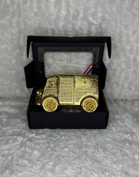 CAMION EN PLÂTRE - HY FEUILLE D'OR - STEPH