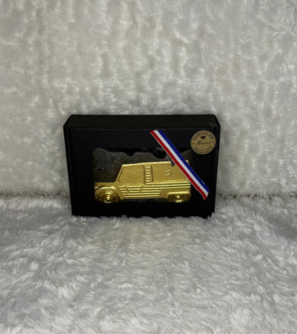 CAMIONS EN PLÂTRE - MEHARI FEUILLE D'OR