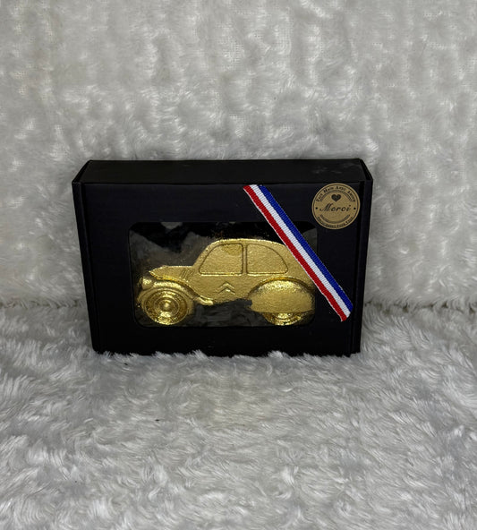 CAMIONS EN PLÂTRE - 2CV FEUILLE D'OR