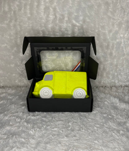 CAMION EN PLÂTRE - HY JAUNE FLUO & PAILLETTES