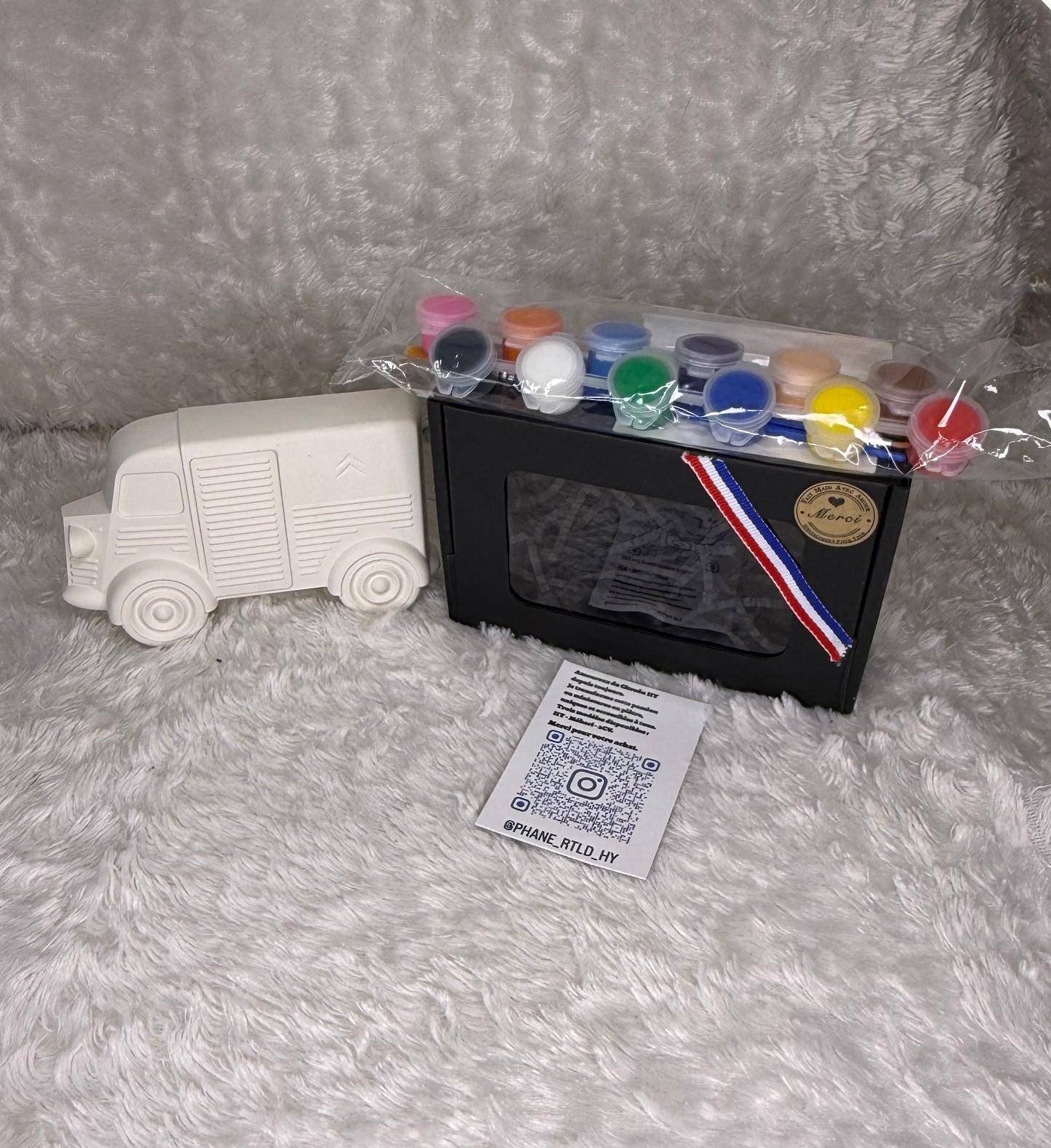 CAMION EN PLÂTRE - HY A PEINDRE