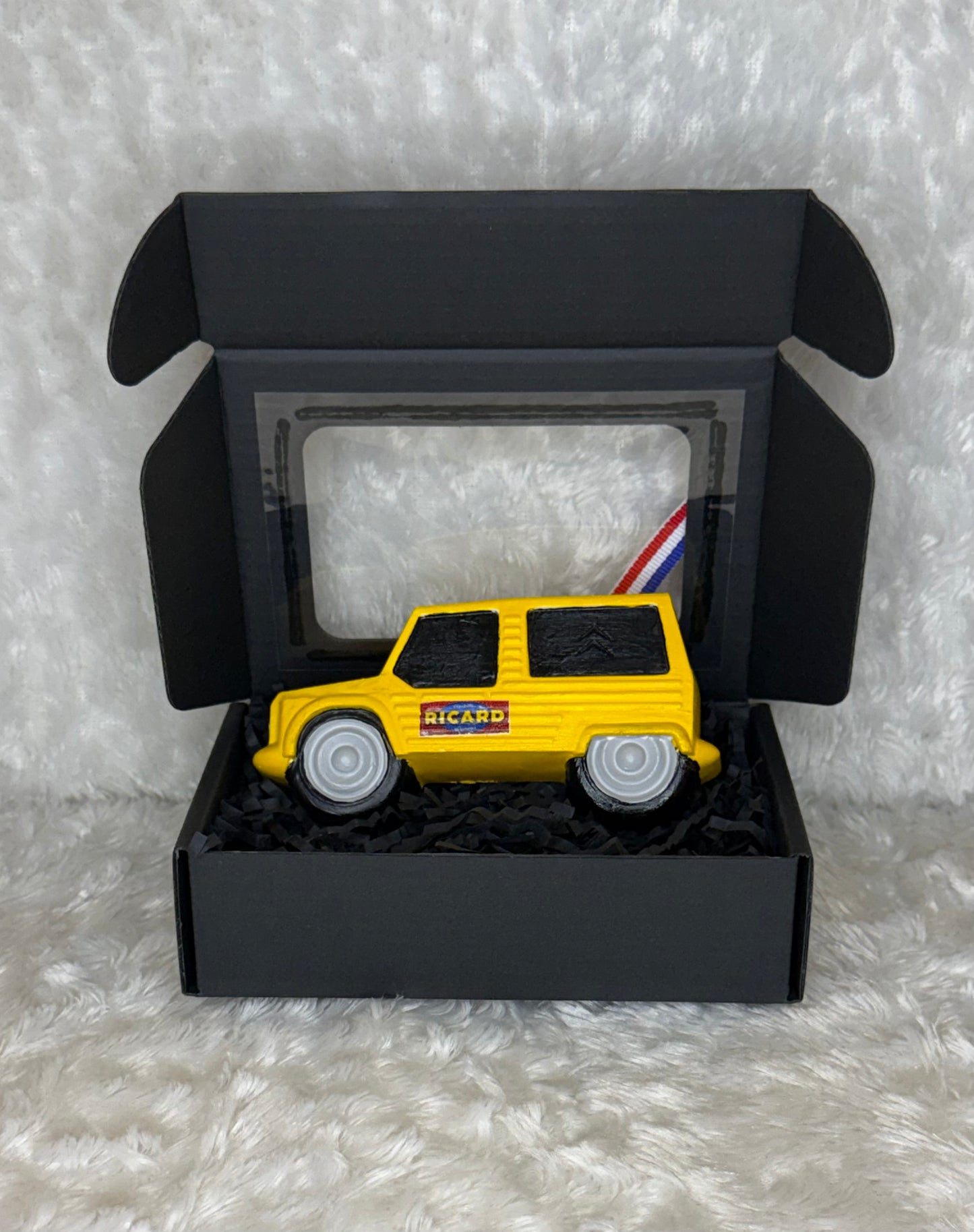 CAMION EN PLÂTRE - MEHARI RICARD
