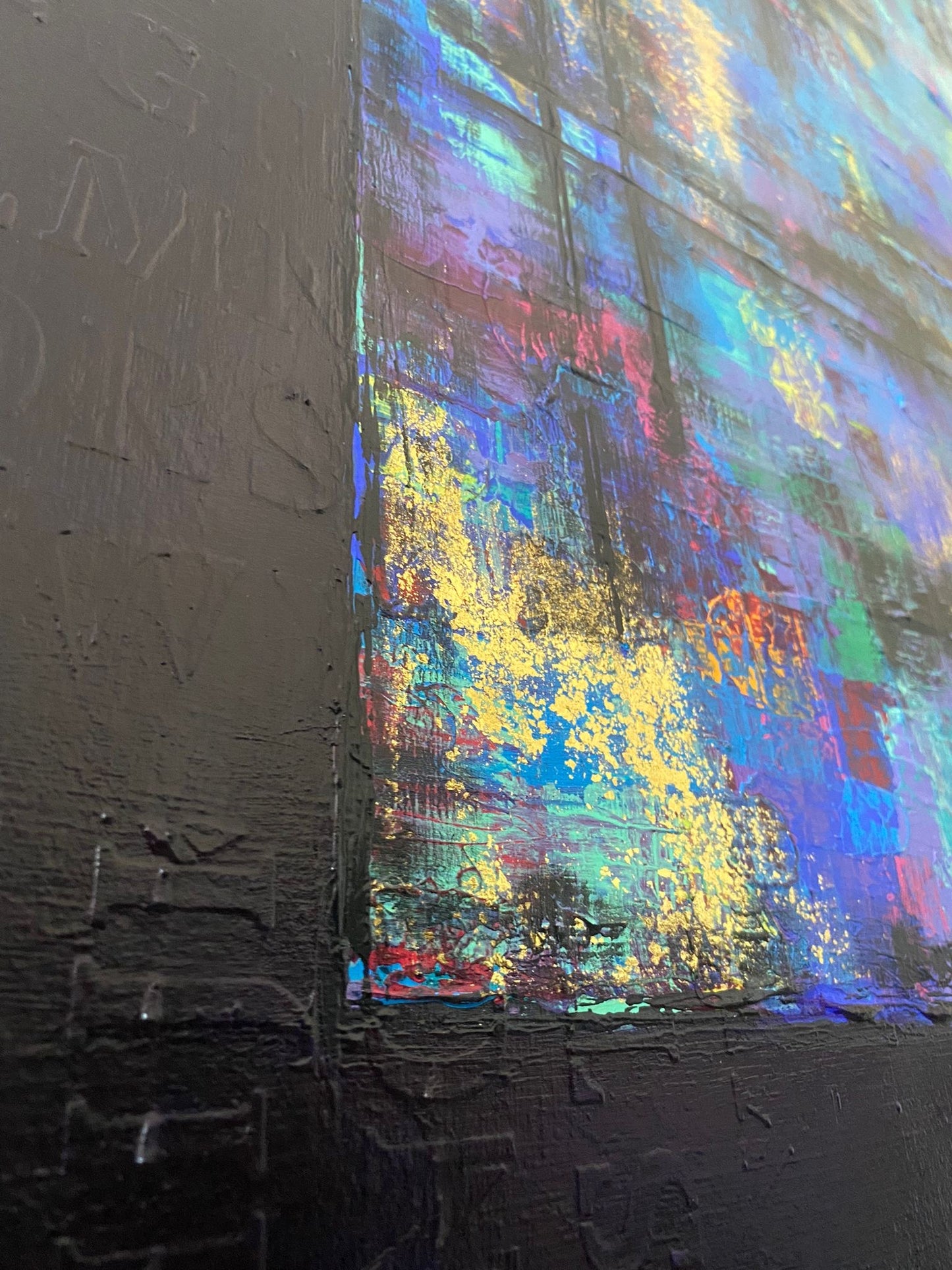 OEUVRE  118x78cm - THE MESSAGE IN THE MESS  - VICTORIA