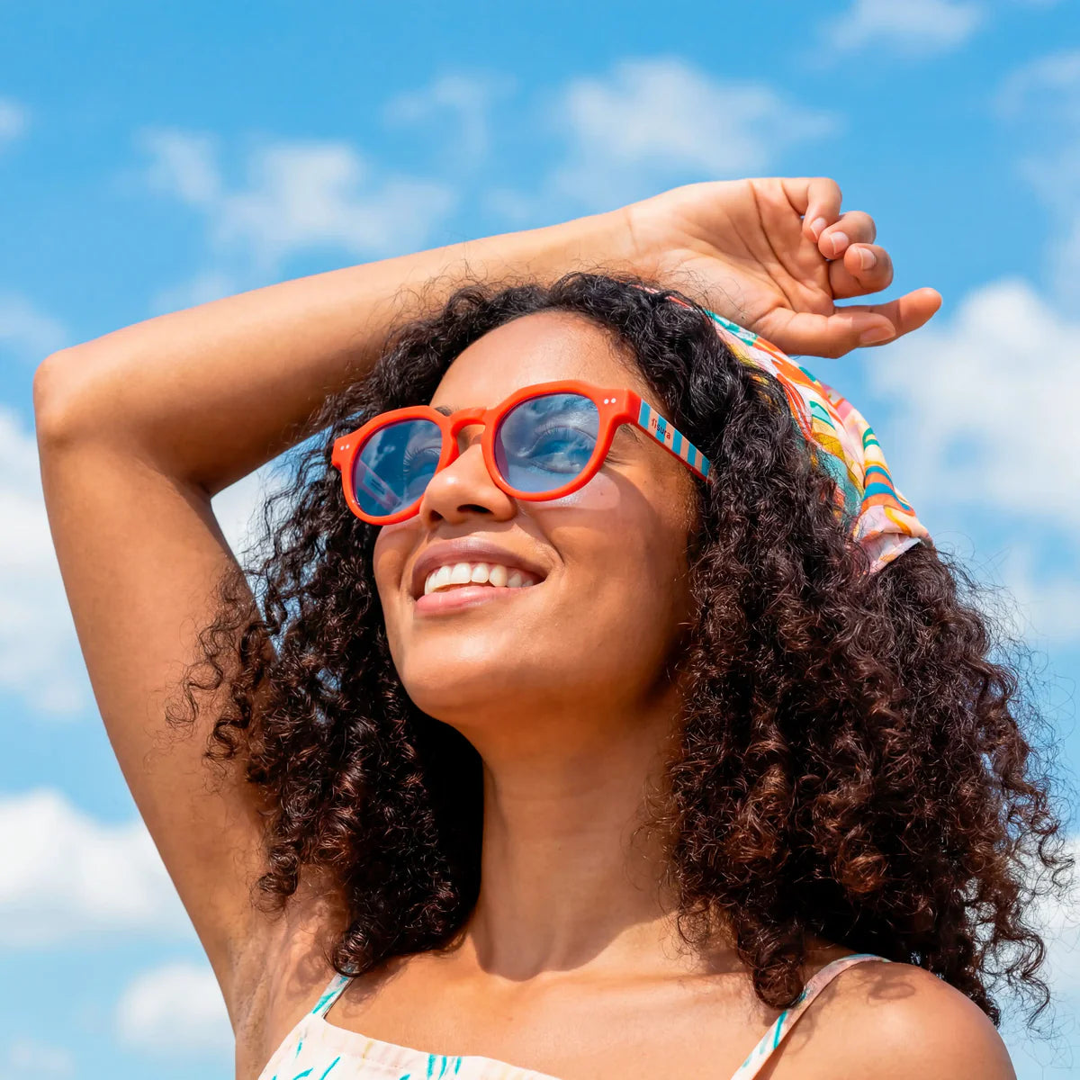 LUNETTES DE SOLEIL " OUT OF OFFICE " - FISURA