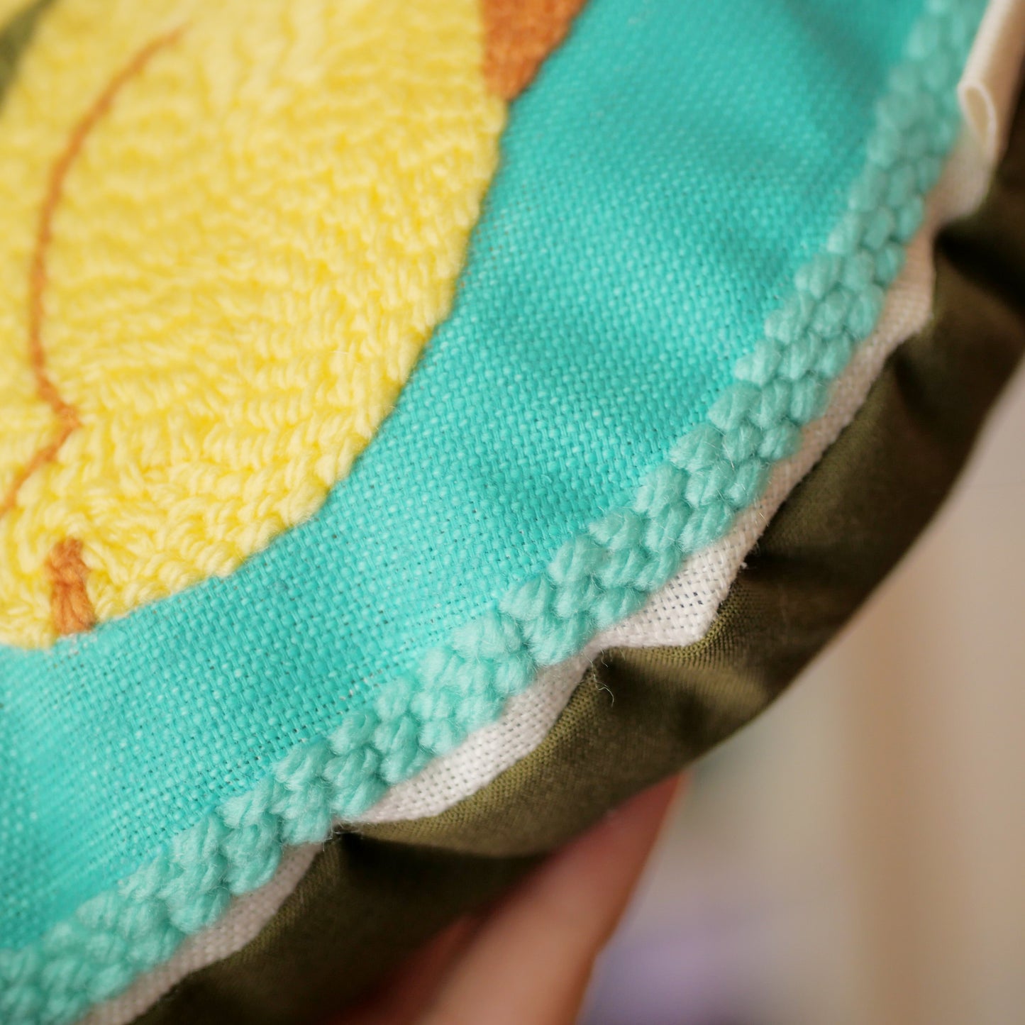 COUSSINS DECO - CHAT - LADY AUTONAUTA