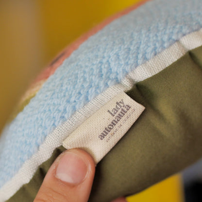 COUSSINS DECO - FRUITS D'ETE - LADY AUTONAUTA