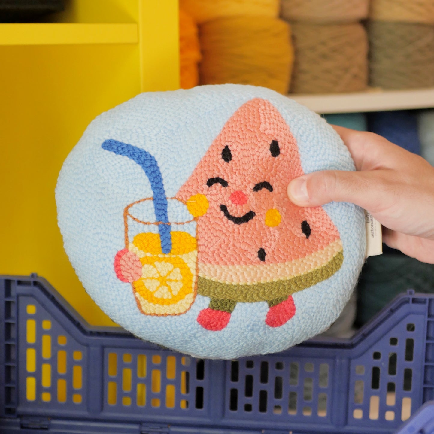 COUSSINS DECO - FRUITS D'ETE - LADY AUTONAUTA