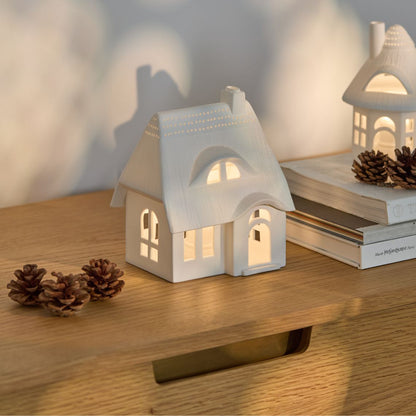 PHOTOPHORE EN PORCELAINE - GRANDE MAISON AU TOIT DE CHAUME - RADER DESIGN STORIES