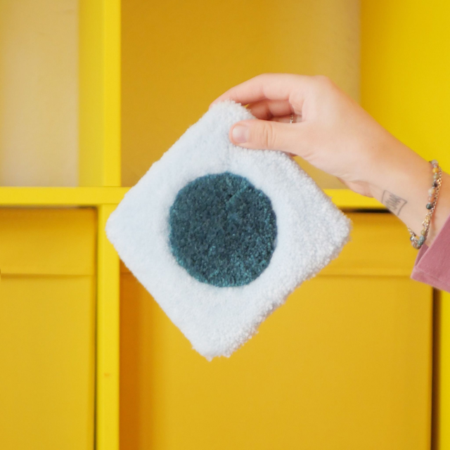 MINI-TAPIS TUFTE A LA MAIN