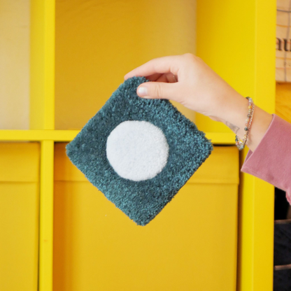 MINI-TAPIS TUFTE A LA MAIN