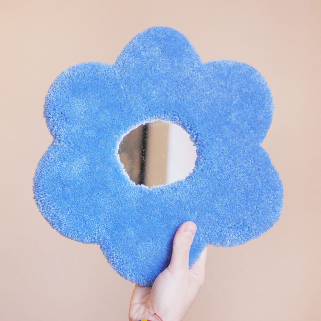 MIROIR DECORATIF EN FORME DE FLEUR - LADY AUTONAUTA